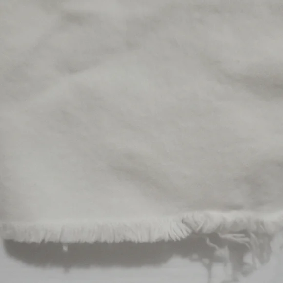 Levi's Women's White Jeans - Picture 9 of 9